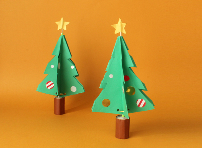 クリスマスの手作りおもちゃ「くるくるクリスマスツリー」