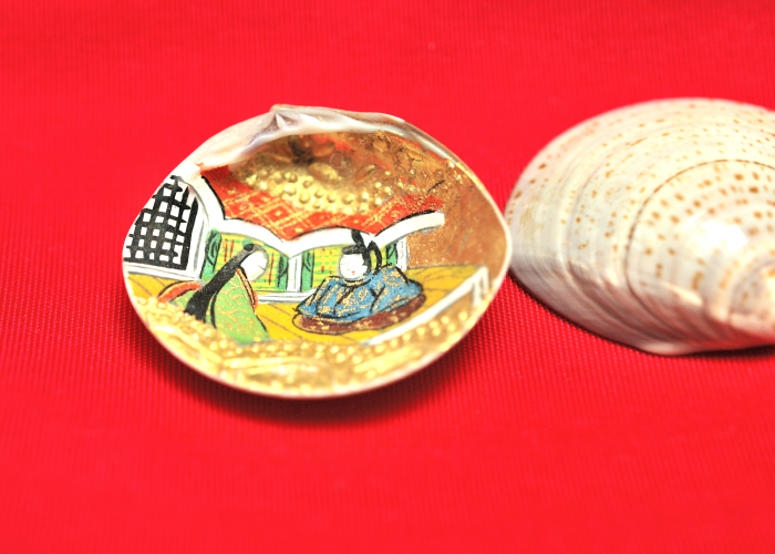 上巳の節句（ひな祭り）の飾り付け・アイテムの豆知識　蛤（はまぐり）の貝合わせ
