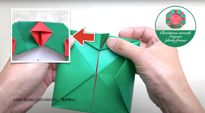 創作立体折り紙【クリスマスリースのフォトフレーム】のポイント①飾りの折り方